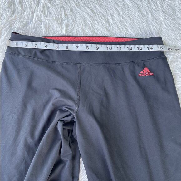 Adidas Activewear Legging cropped Sz M gently used - Picture 5 of 7